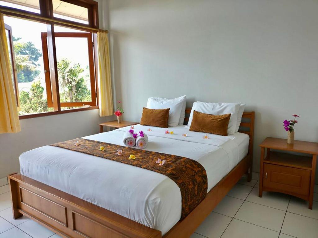Hotel Grha Kasih à Bogor Extérieur photo